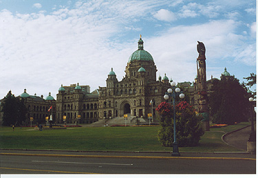 Parliament Victoria BC.JPG (48733 bytes)