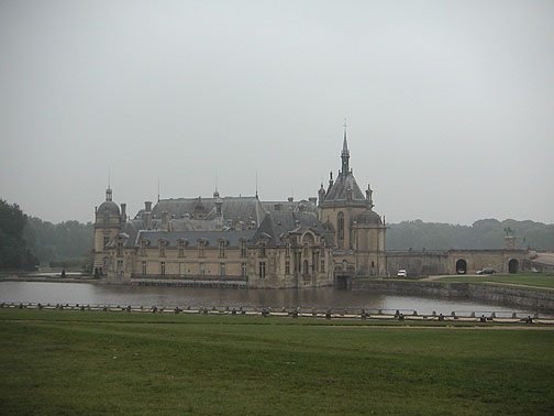 Chantilly2.JPG (31382 bytes)