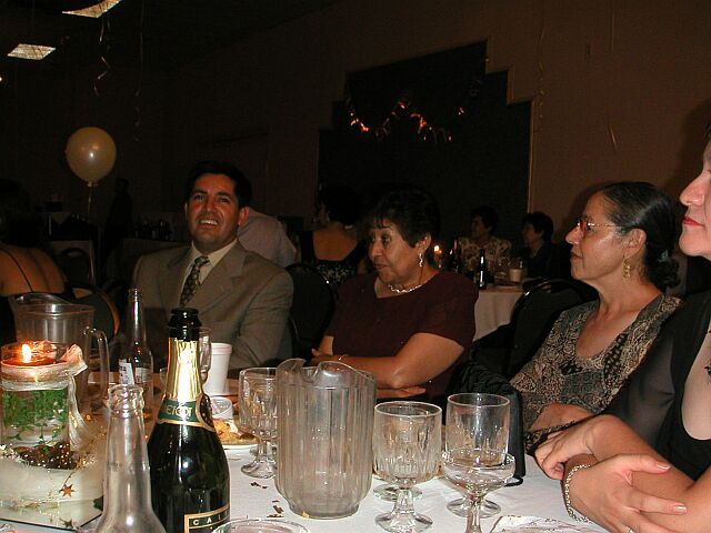 PICT0098s.jpg (66573 bytes)